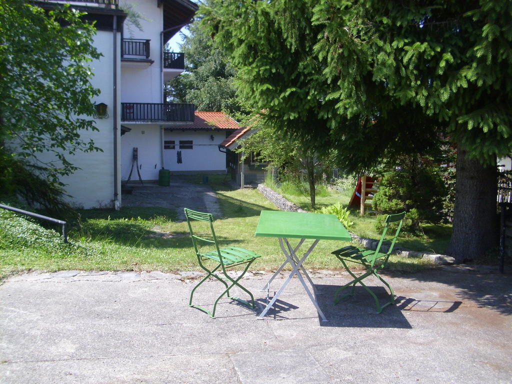 Hike 'N Bike Base Apartment Bad Kohlgrub Room photo